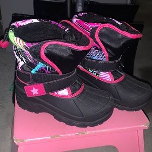 Athletech girls snow boots size 1